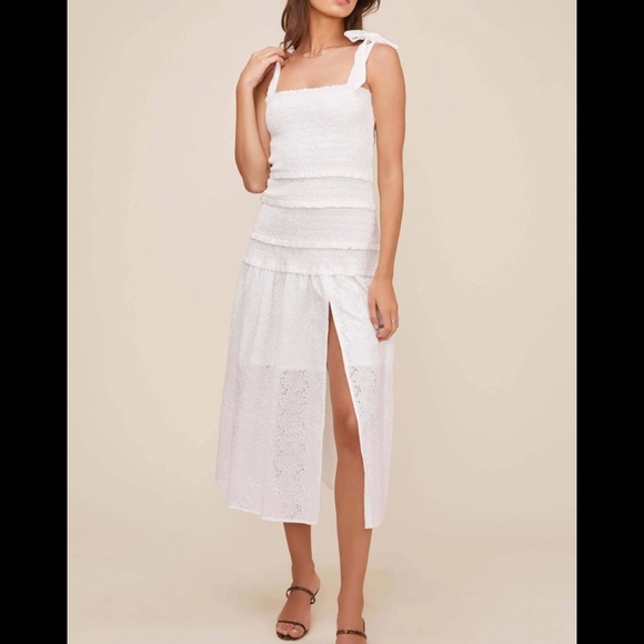 ASTR The Label Size Small Tess Dress In White Eyelet Smocked Midi Maxi Bridal - Picture 2 of 11